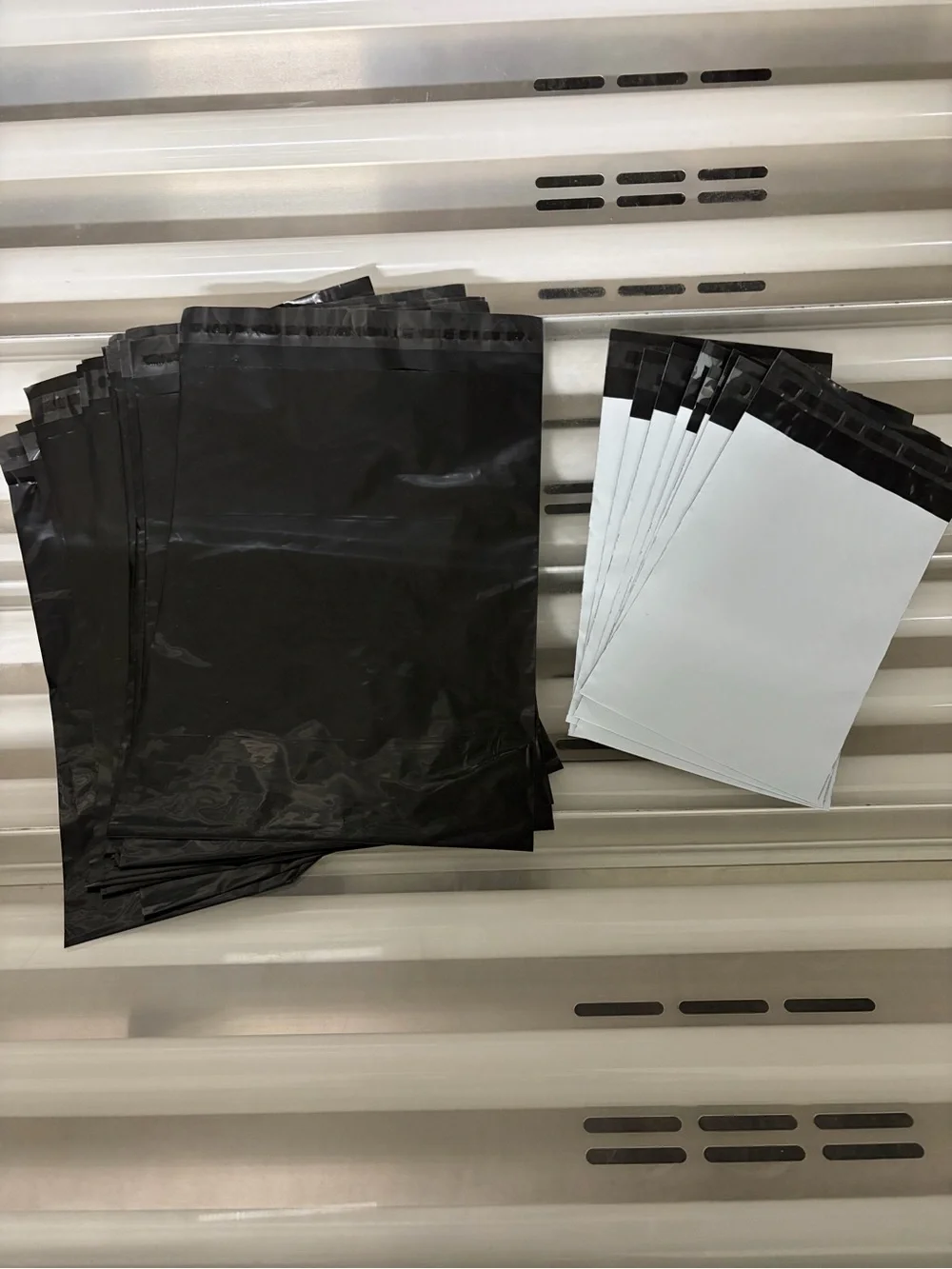 Poly Mailer Bundle 10x13 And 6x9